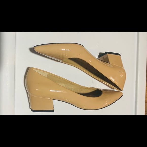 Stuart Weitzman \ Stuart Pointed Toe Sz 9M - Picture 7 of 13